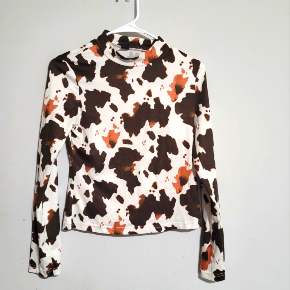 Cow Print Long Sleeve Blouse Sz Medium‎